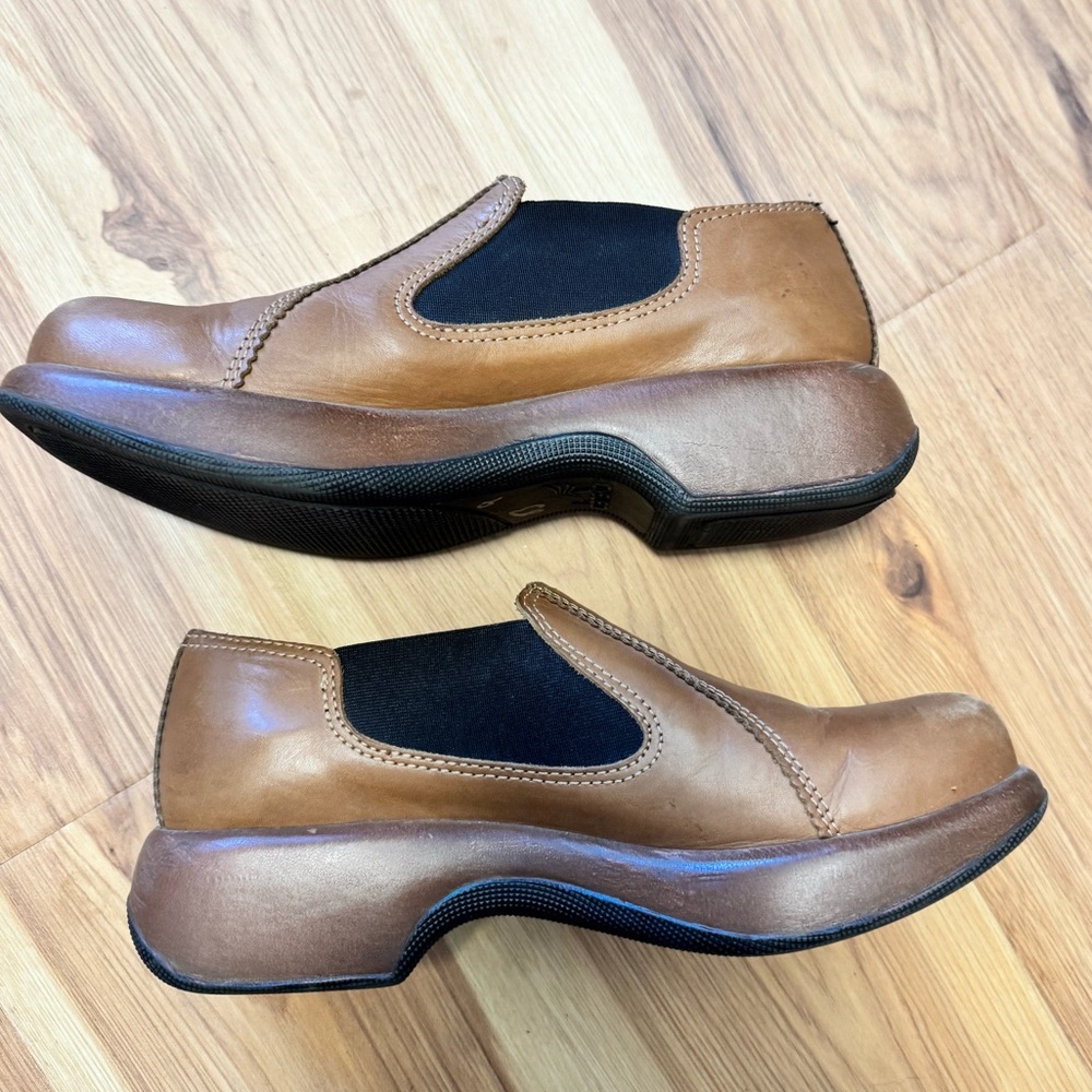 Dansko Brodie Leather Clogs - Picture 4 of 5